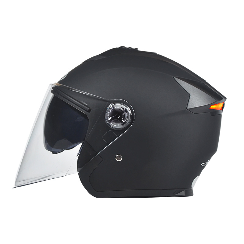 666 LED Säkerhetsbakljus Öppet ansikte Motorcykelhjälm Dubbla Visors Hjälm