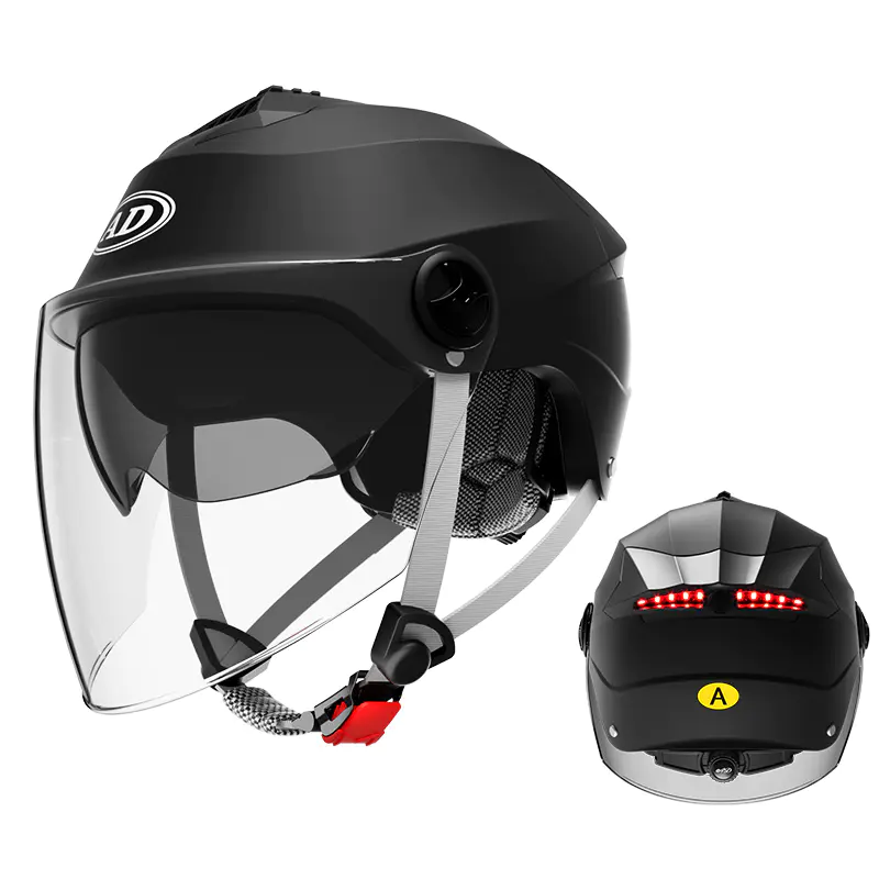 818 LED Säkerhetsbakljus Half Face Motorcykelhjälm Dubbla Visors Hjälm